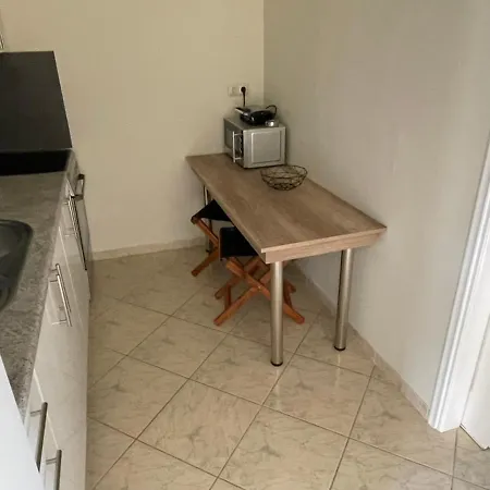 Angelika House 2 Appartement *