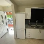 Angelika House 2 * Marathiász