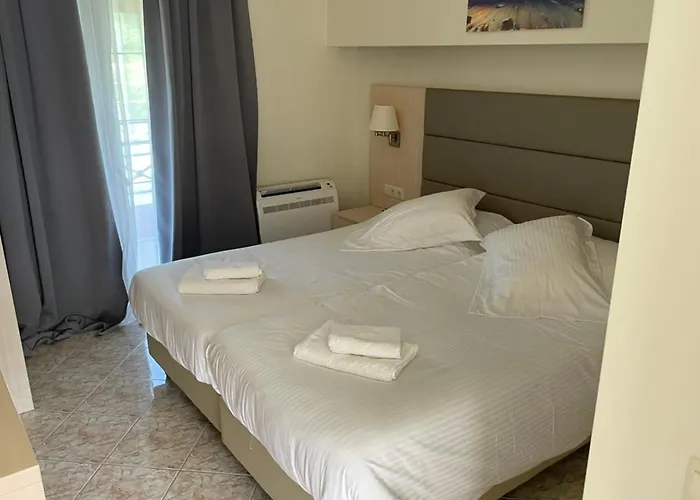 Angelika House 2 * Marathias